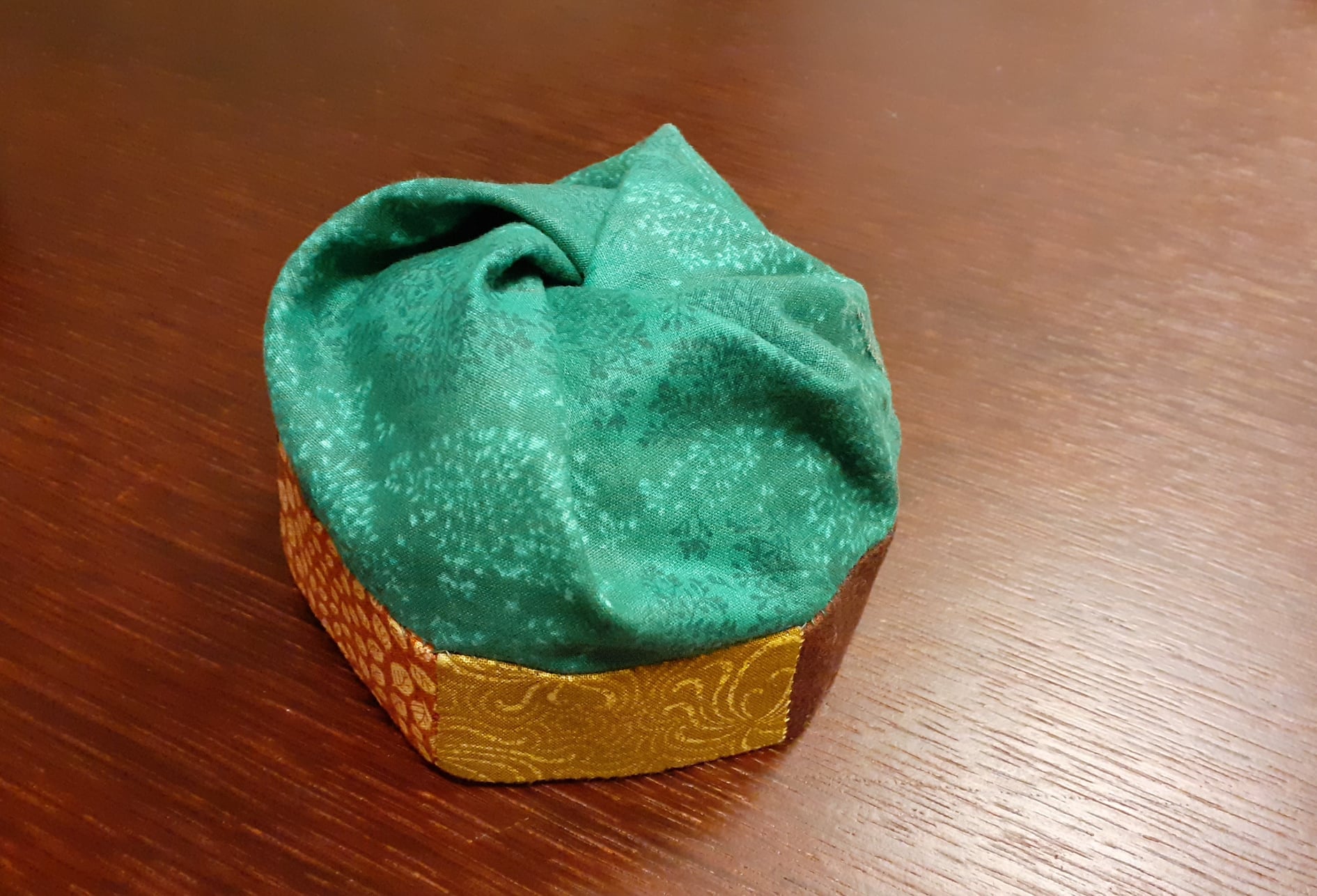 japan doboz foltvarro 220303